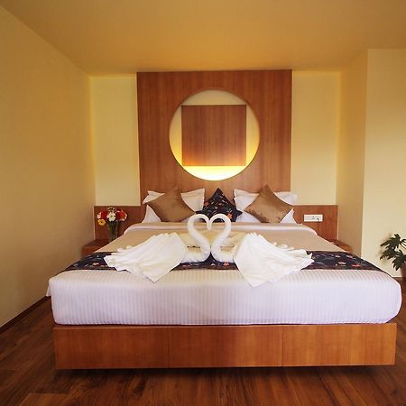 Hotel Tarayana Grand Ґанґток Екстер'єр фото