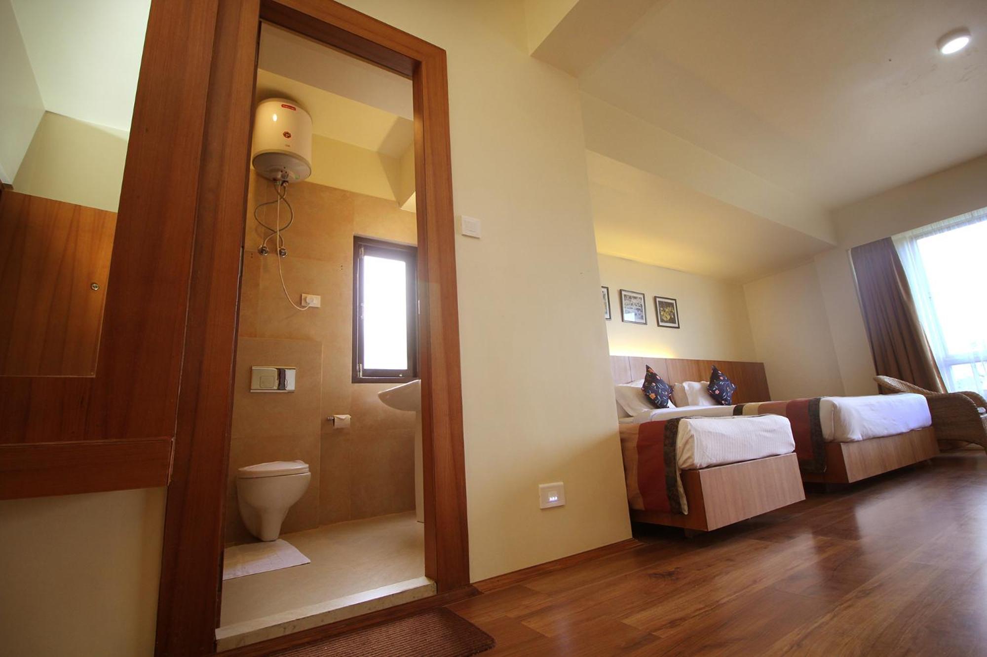 Hotel Tarayana Grand Ґанґток Екстер'єр фото