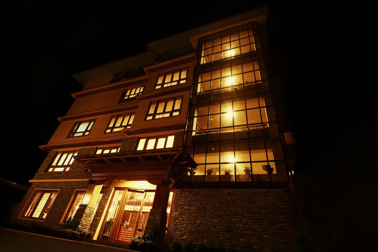Hotel Tarayana Grand Ґанґток Екстер'єр фото